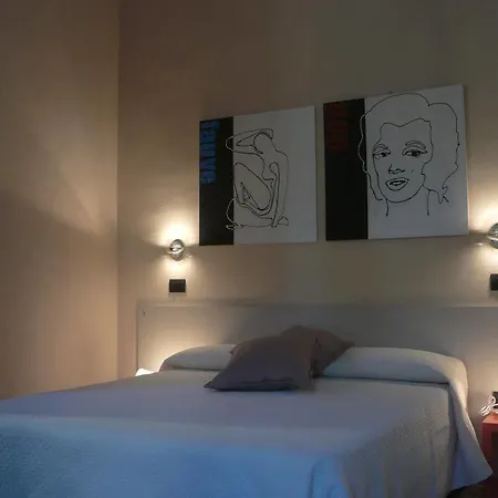 Bed & Breakfast In Elisa&gentucca Lucca